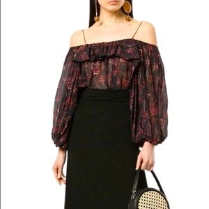 Ulla Johnson Coline Cold Shoulder Crepe Top in Noir